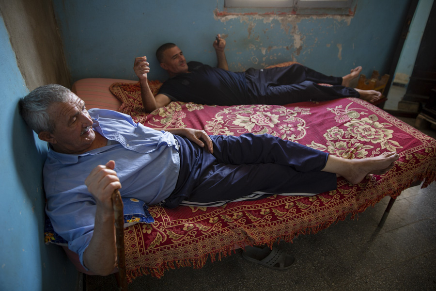 Axxam yerɣan (La Maison Brulée)