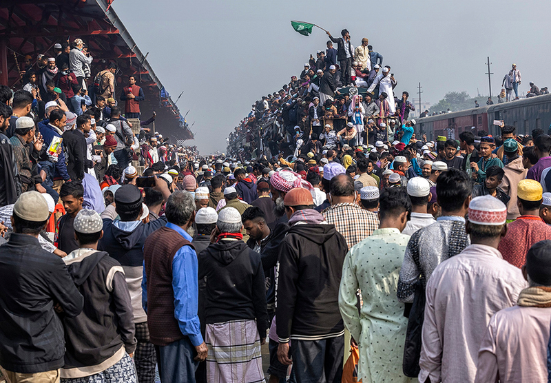 Toji train station in Dhaka