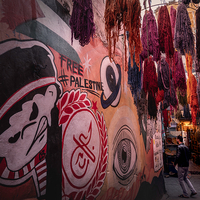 L'ombre se transforme en couleur (Marchés de Marrakech)