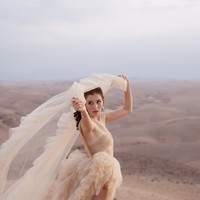 Capturing The Wind | Textural Fine Art Bridal Photography & The Desert Atmosphere