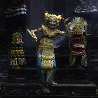 Dancer Ni Butu Sully