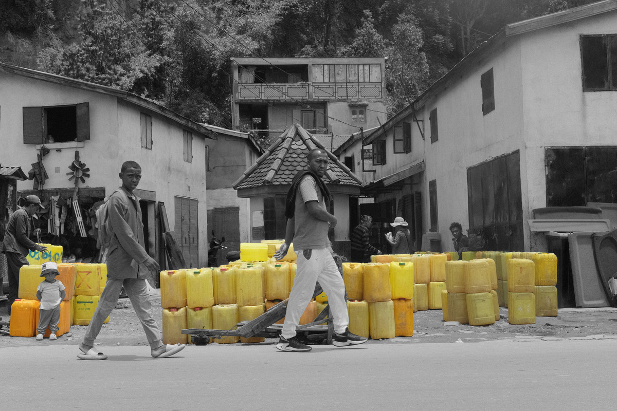 LE POIDS DE L'EAU
