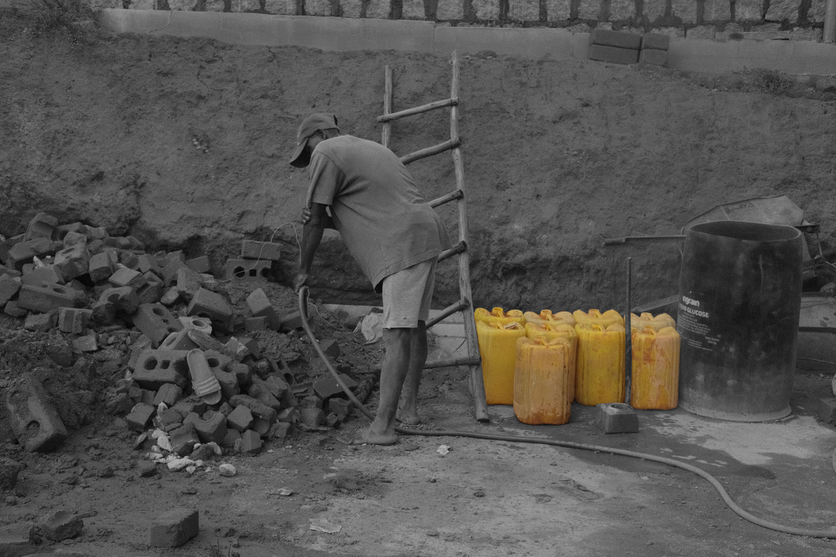 LE POIDS DE L'EAU